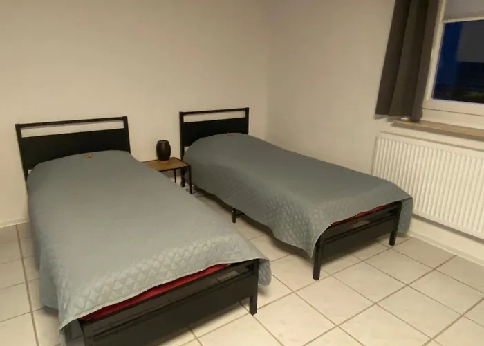 Ruhiges Nahe Innenstadt Und Kliniken דירה *